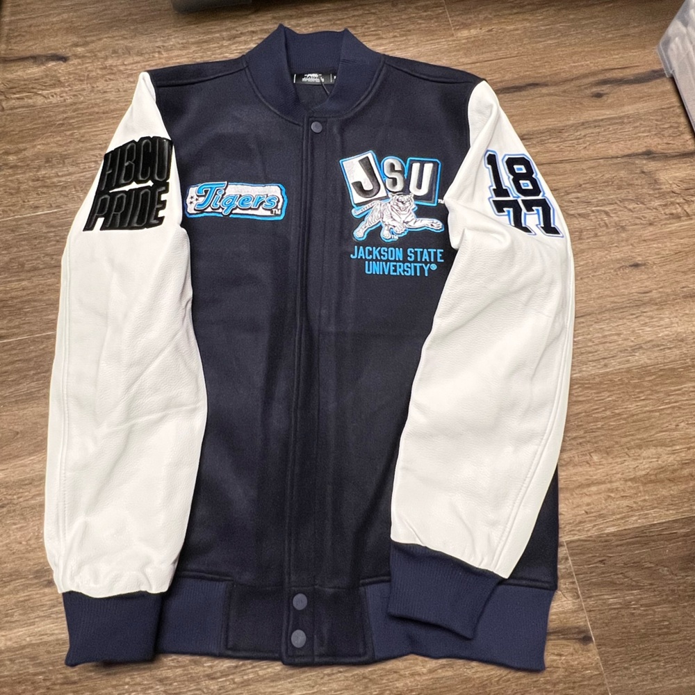 Pro Standard Men’s Jackson State Tigers Homecoming Varsity Full-Snap Navy Jacket